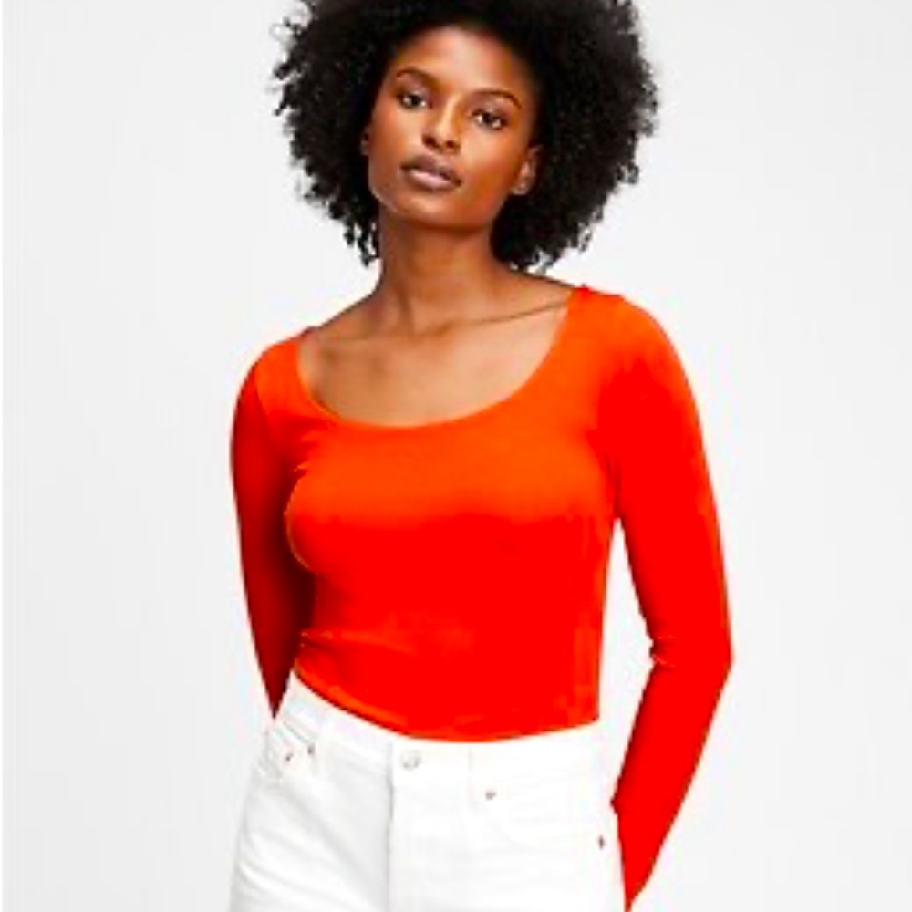 GAP Modern Scoopneck T-Shirt Vermillion Red Size L